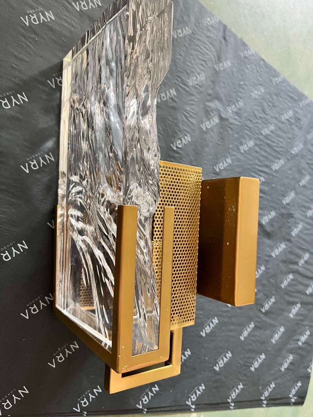 Amorium Wall Lamp - Image 13
